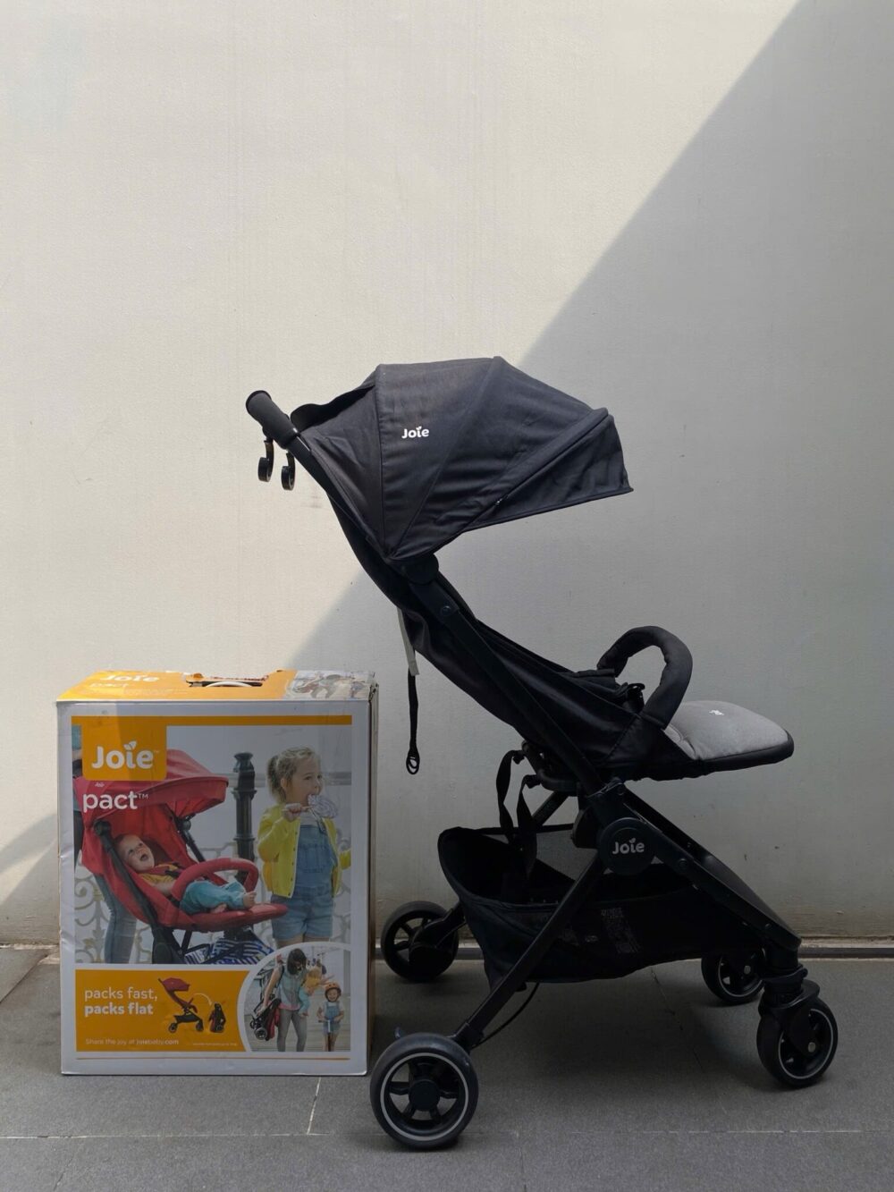 Xe đẩy Joie Pact Ember màu đen – BH T7/2026 (fullbox & phụ kiện) - Ảnh 2