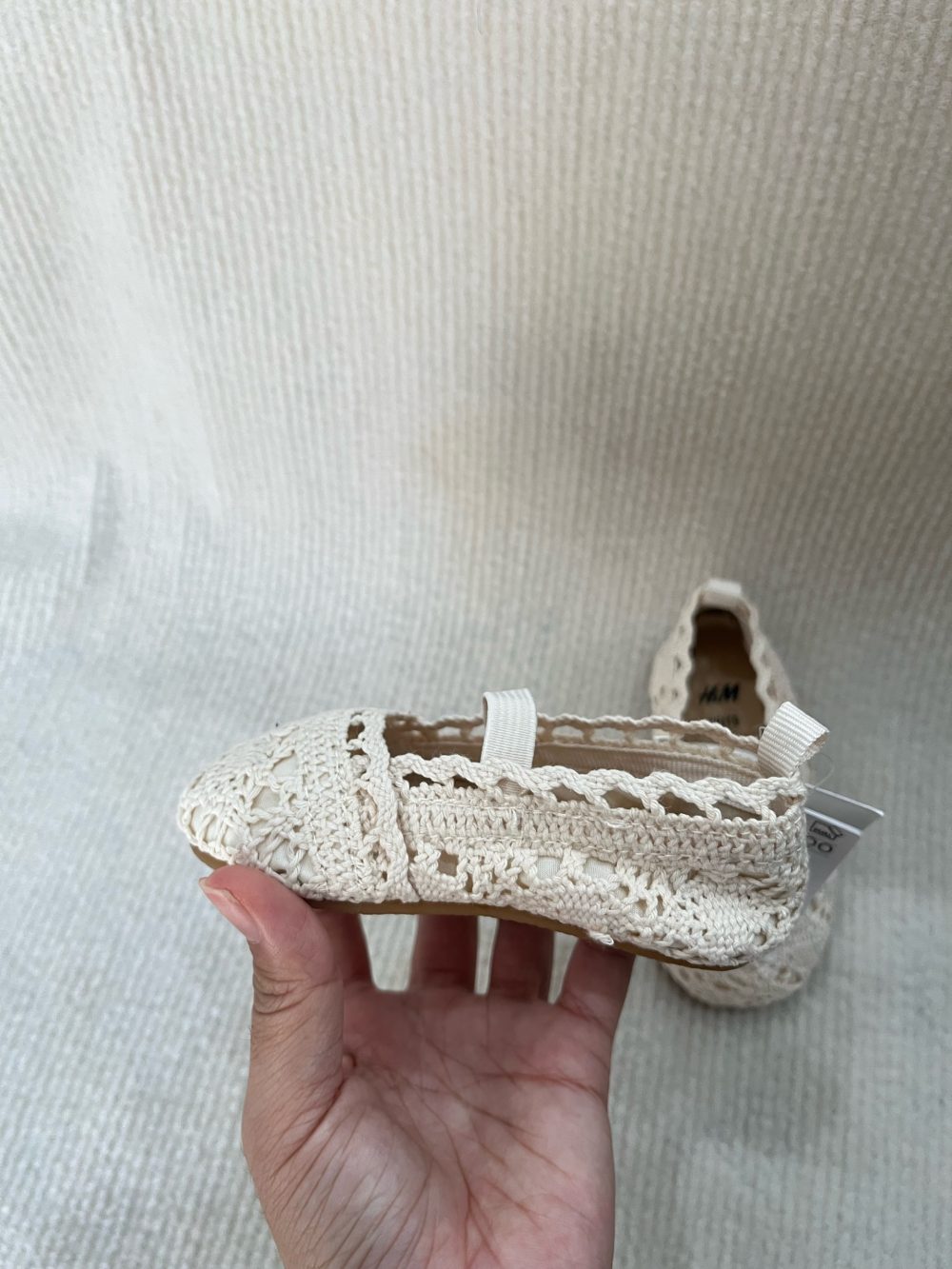 Giày vải màu kem H&M ( size: 18/19, 11.1cm - nguyên tag) - Ảnh 6