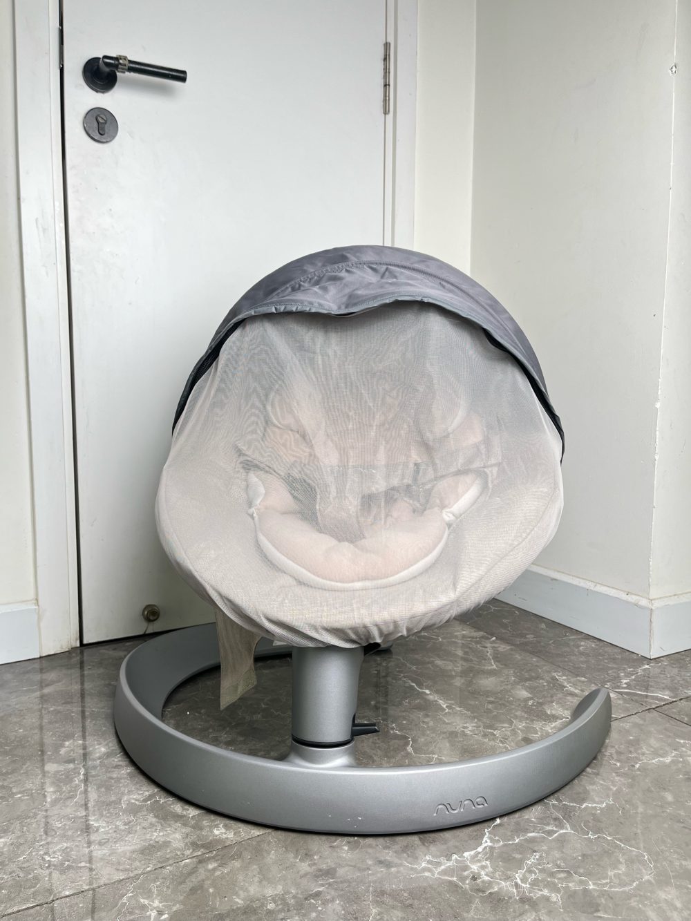 Nôi rung Nuna Leaf grow ( tặng kèm thanh đồ chơi, thanh hạ đồ chơi và mùng treo Nuna) - Ảnh 17