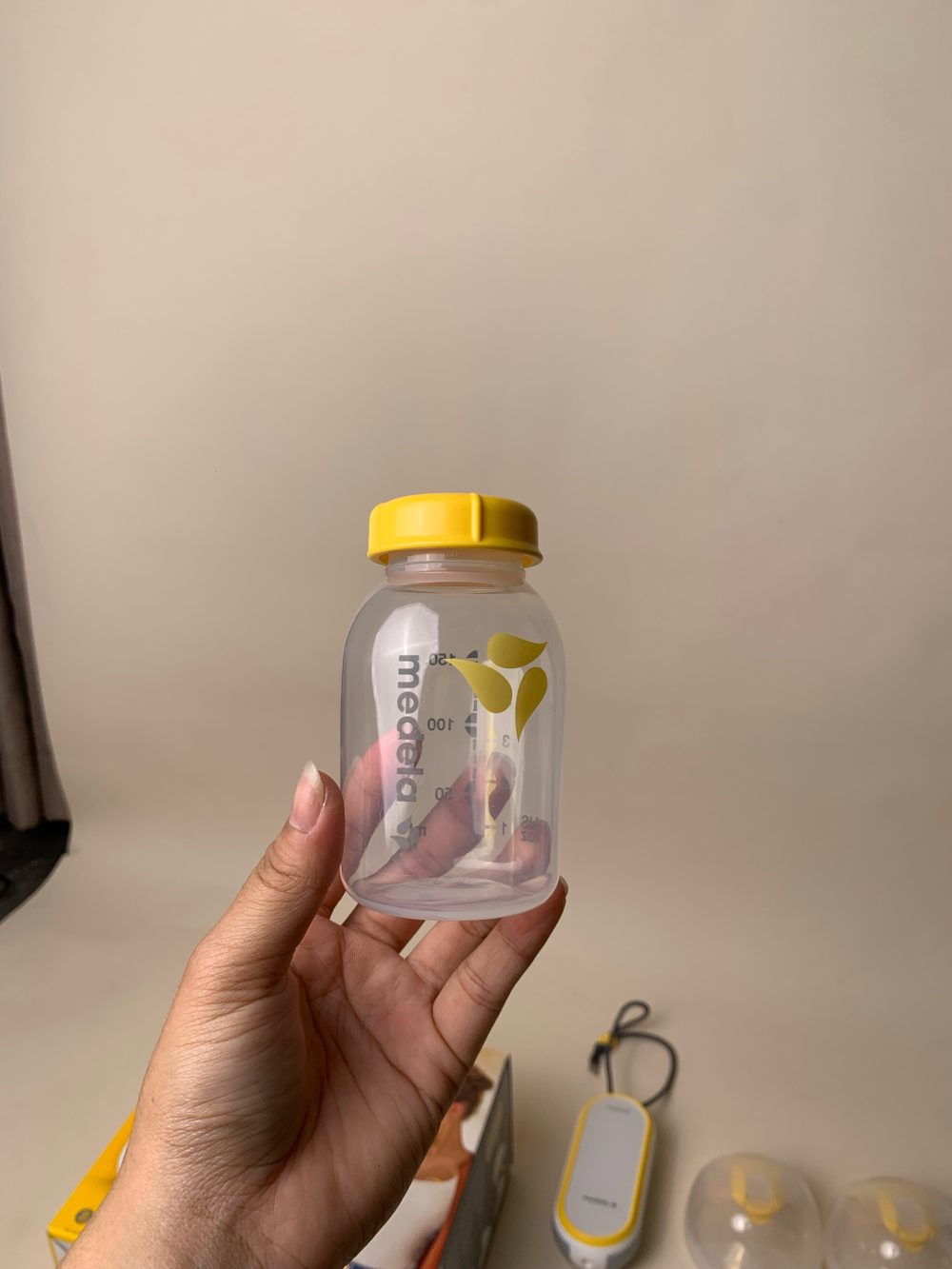 Máy hút sữa Medela Freestyle hands free tặng áo hút sữa (còn BH 14/1/2027) - Ảnh 3