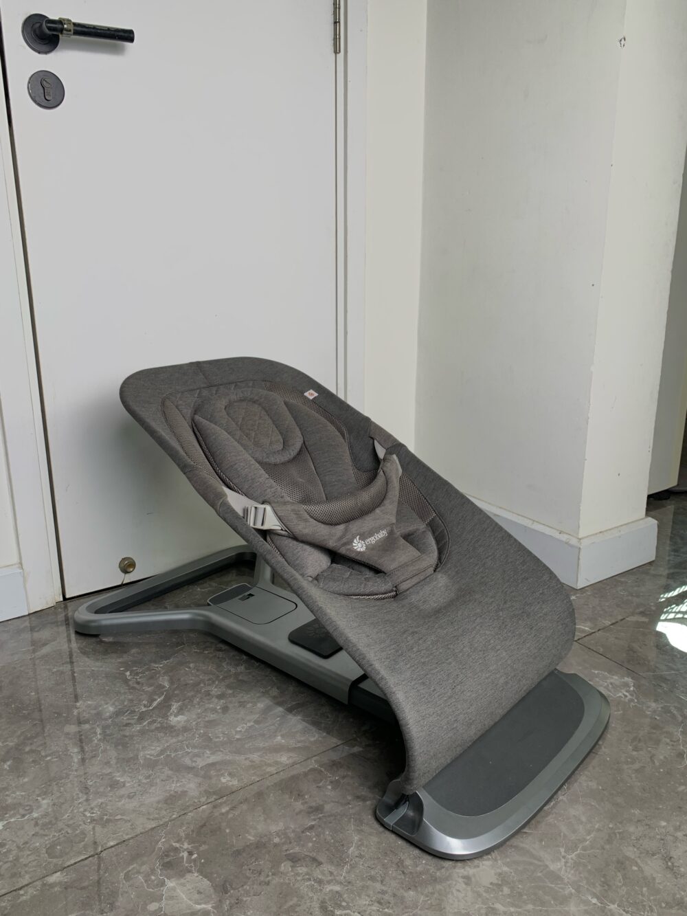 Ghế rung Ergobaby Evolve 3in1 (0-36 tháng) kèm túi vải bảo quản đặt may riêng - Ảnh 6