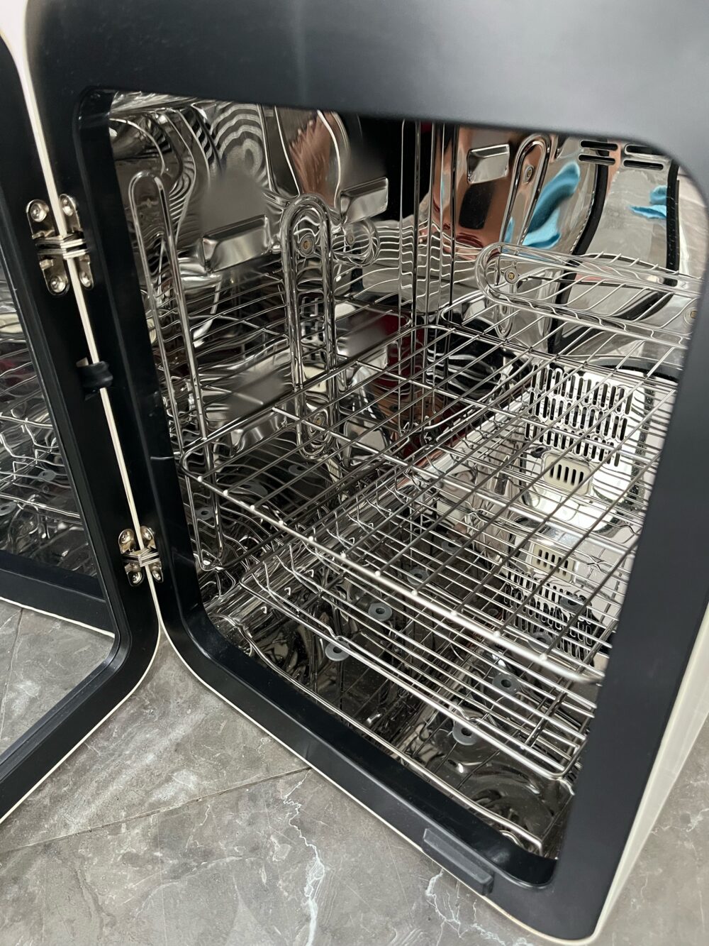 Máy tiệt trùng Moaz BéBé UVC - ION MB-082 ( full 2 box) - Ảnh 2