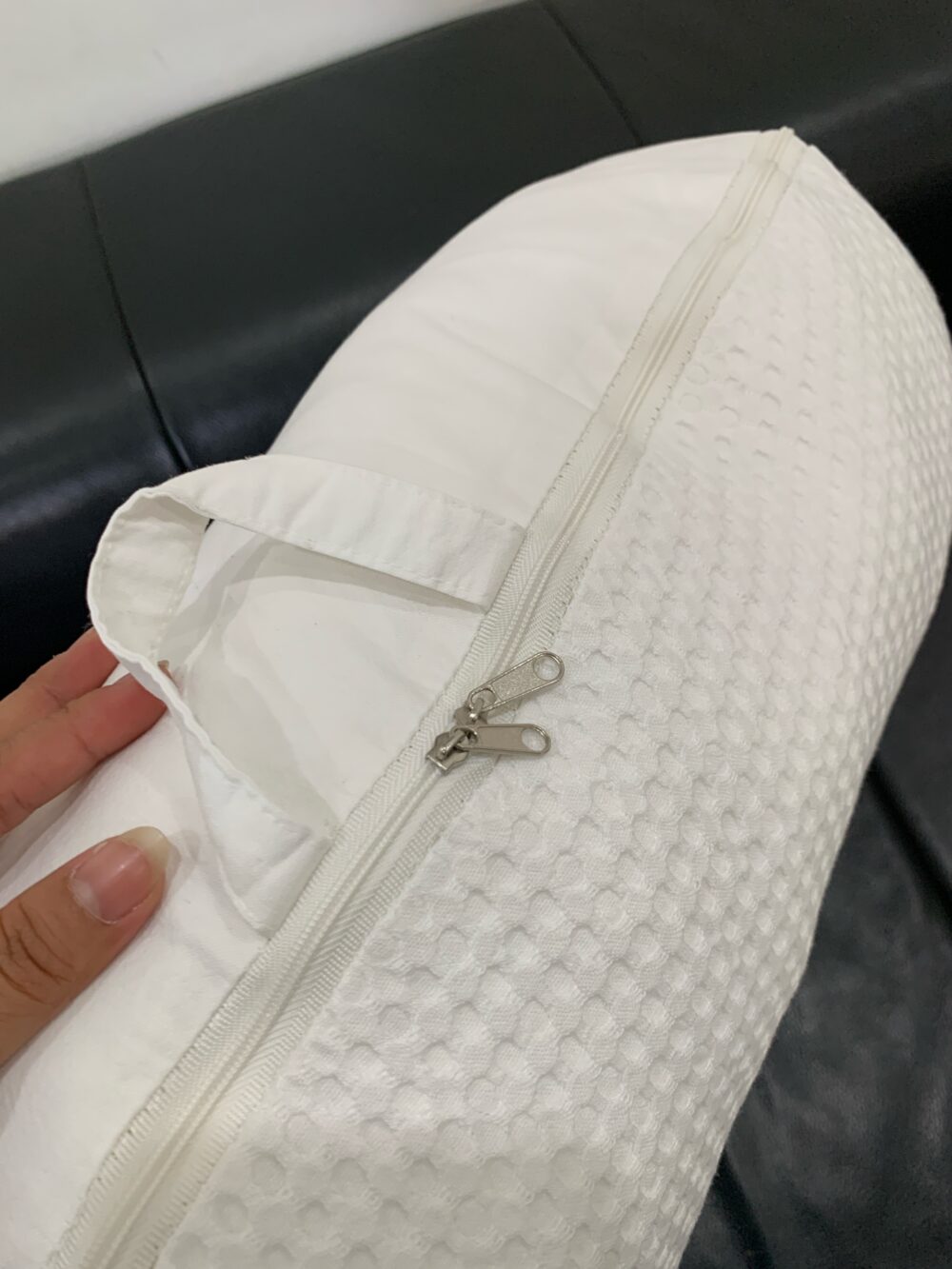 Gối chống trào ngược Rototo bebe vải air mesh waffle màu trắng (còn túi đựng hãng) - Ảnh 6