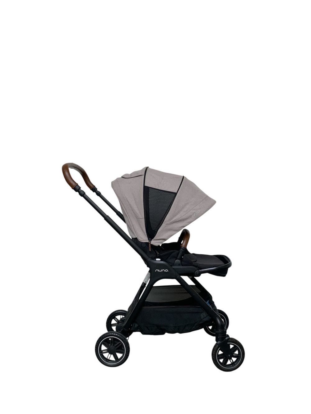 Xe đẩy Nuna Triv màu xám be (khung đen) - Ảnh 1