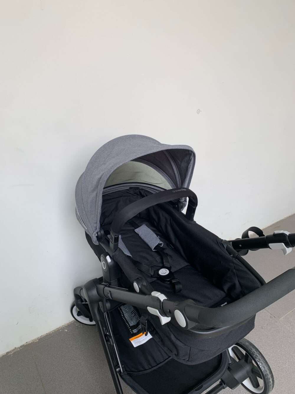 Bộ xe đẩy (khung xe, nôi sơ sinh, infant carseat) Evenflo Gold Pivot Xpand Travel System+ - Ảnh 5