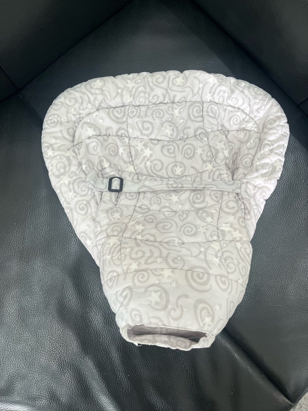 Ủ kén sơ sinh địu Ergobaby màu trắng hoạ tiết 0m+ ( no box) - Ảnh 8