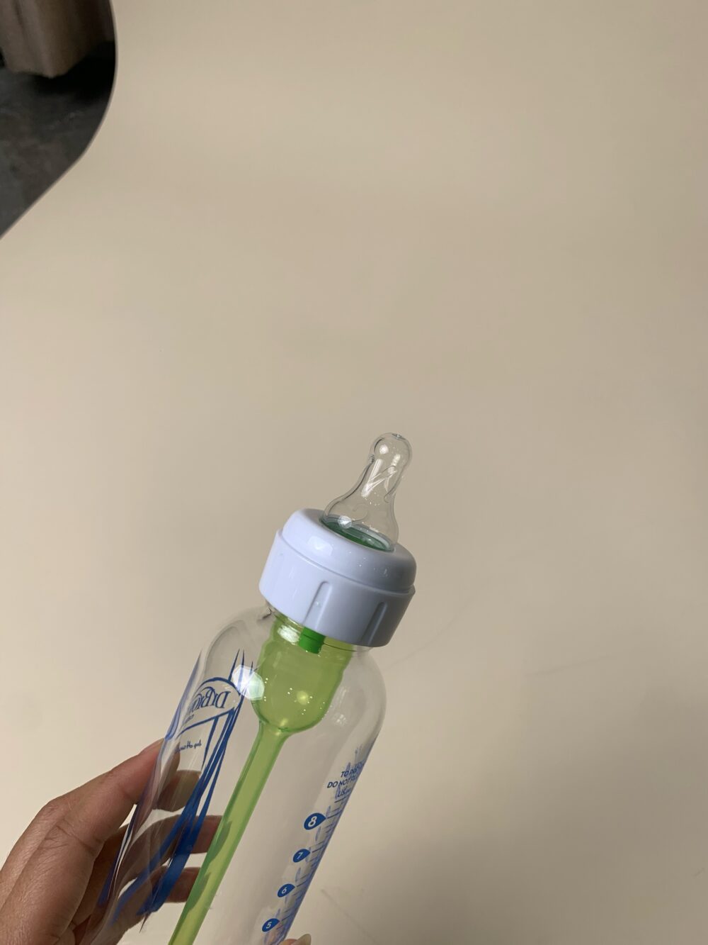 Bình sữa thuỷ tinh cổ hẹp DrBrown's 250ml tặng kèm cọ nhỏ - Ảnh 3