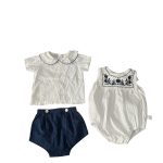 Set 2 bộ bodysuit và bộ cọc tay mix brand màu trắng/navy( size: 3/6m)