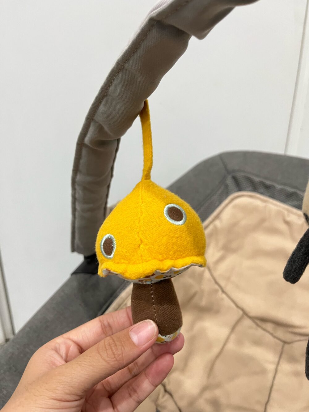 Nôi Nuna Leaf Curv kèm thanh đồ chơi (sơ sinh – 60kg) - Ảnh 5