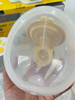 Máy hút sữa rảnh tay Medela Pump in Style MaxFlow Hands-free ( full box) - Ảnh 10