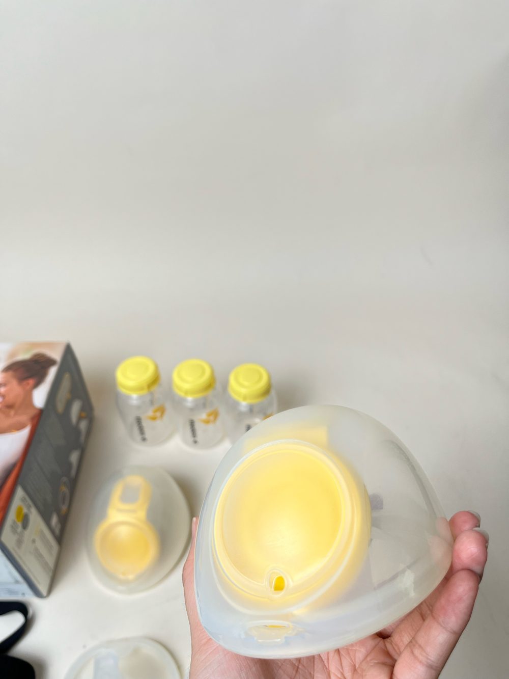 Máy hút sữa Medela Freestyle Handfree còn BH 6/2027 (full box) - Ảnh 18