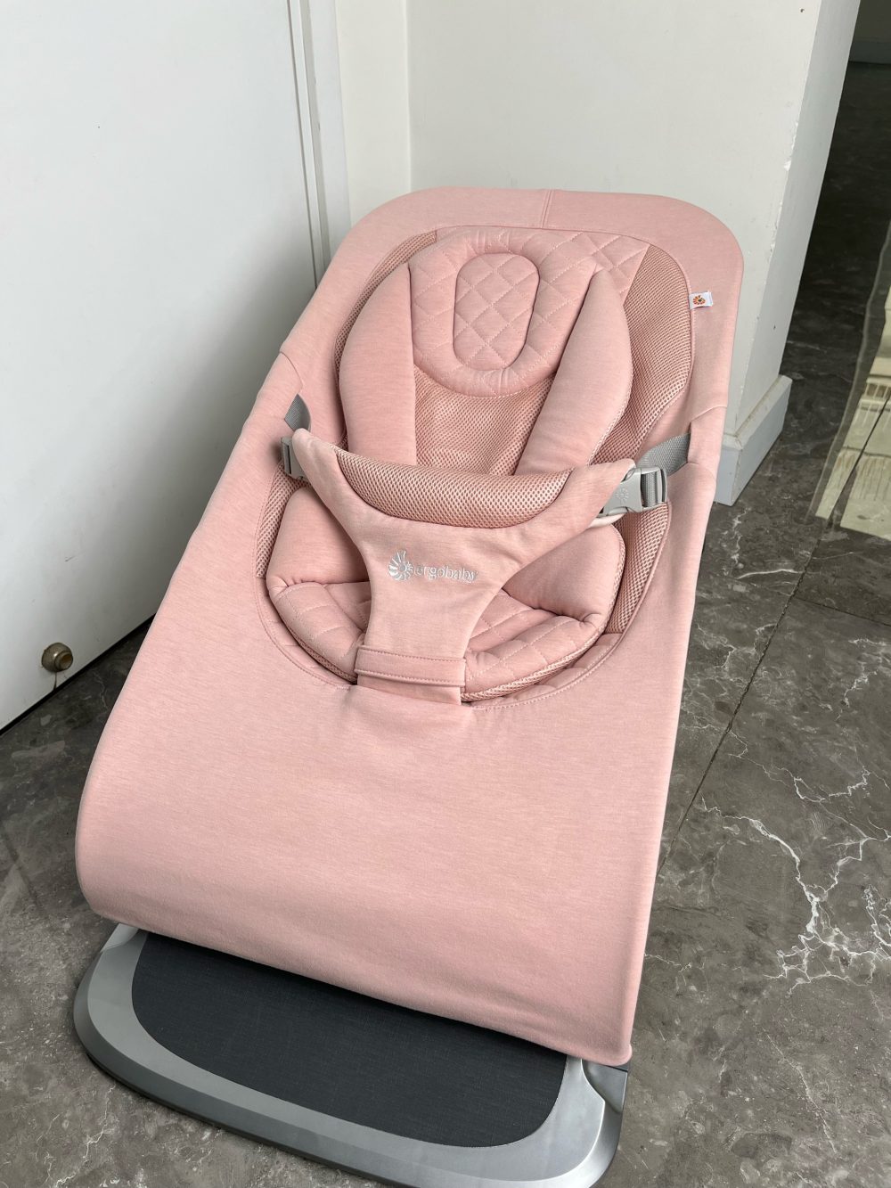 Ghế rung Ergobaby Evolve Bouncer 3in1, màu hồng (tặng kèm thanh đồ chơi) - Ảnh 2