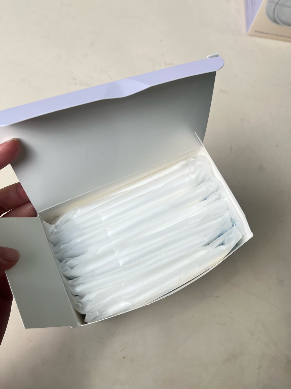 Set 2 hộp miếng lót thấm sữa cao cấp AGA-AE ( 45 miếng ) - Ảnh 7