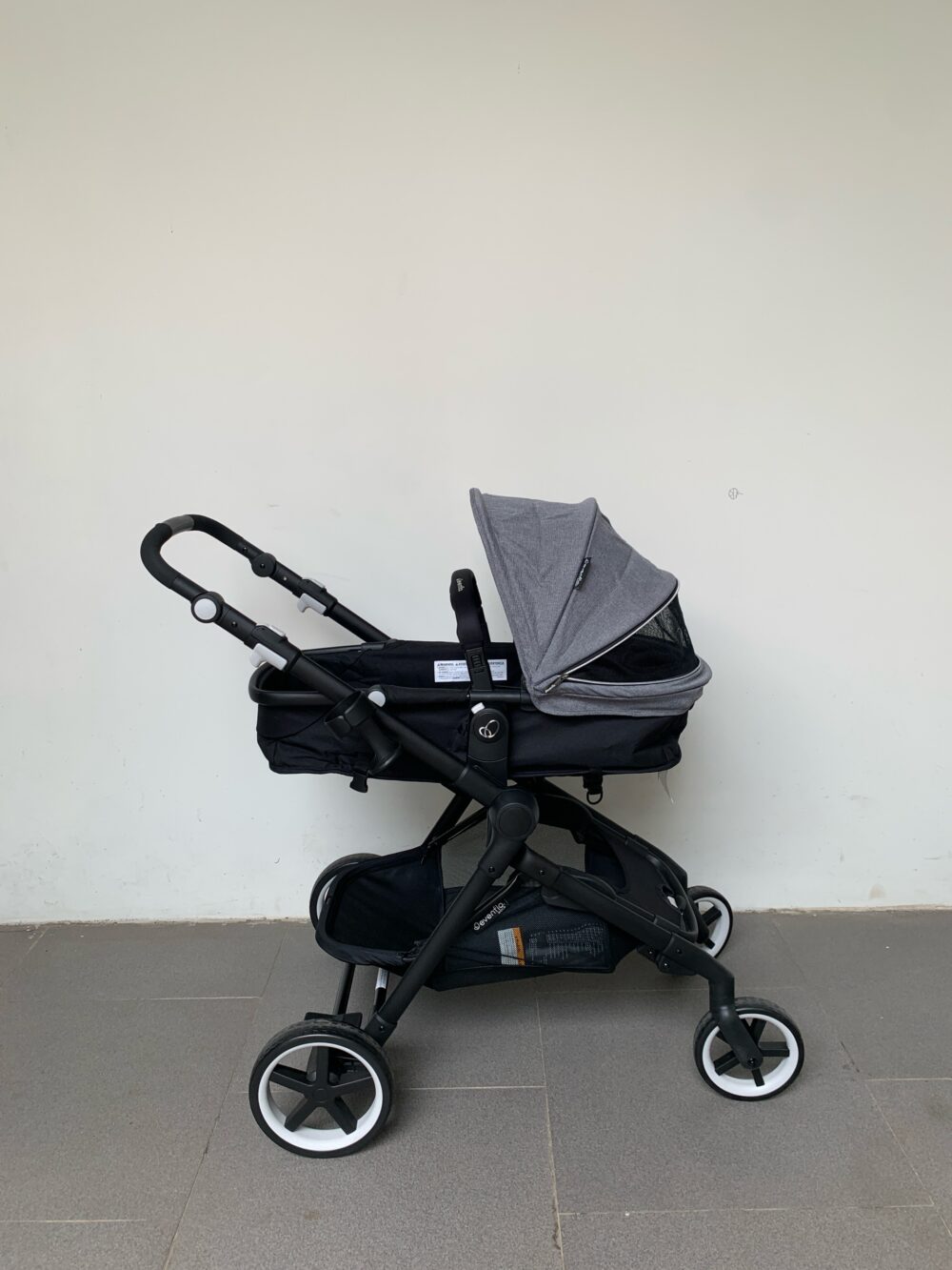 Bộ xe đẩy (khung xe, nôi sơ sinh, infant carseat) Evenflo Gold Pivot Xpand Travel System+ - Ảnh 4