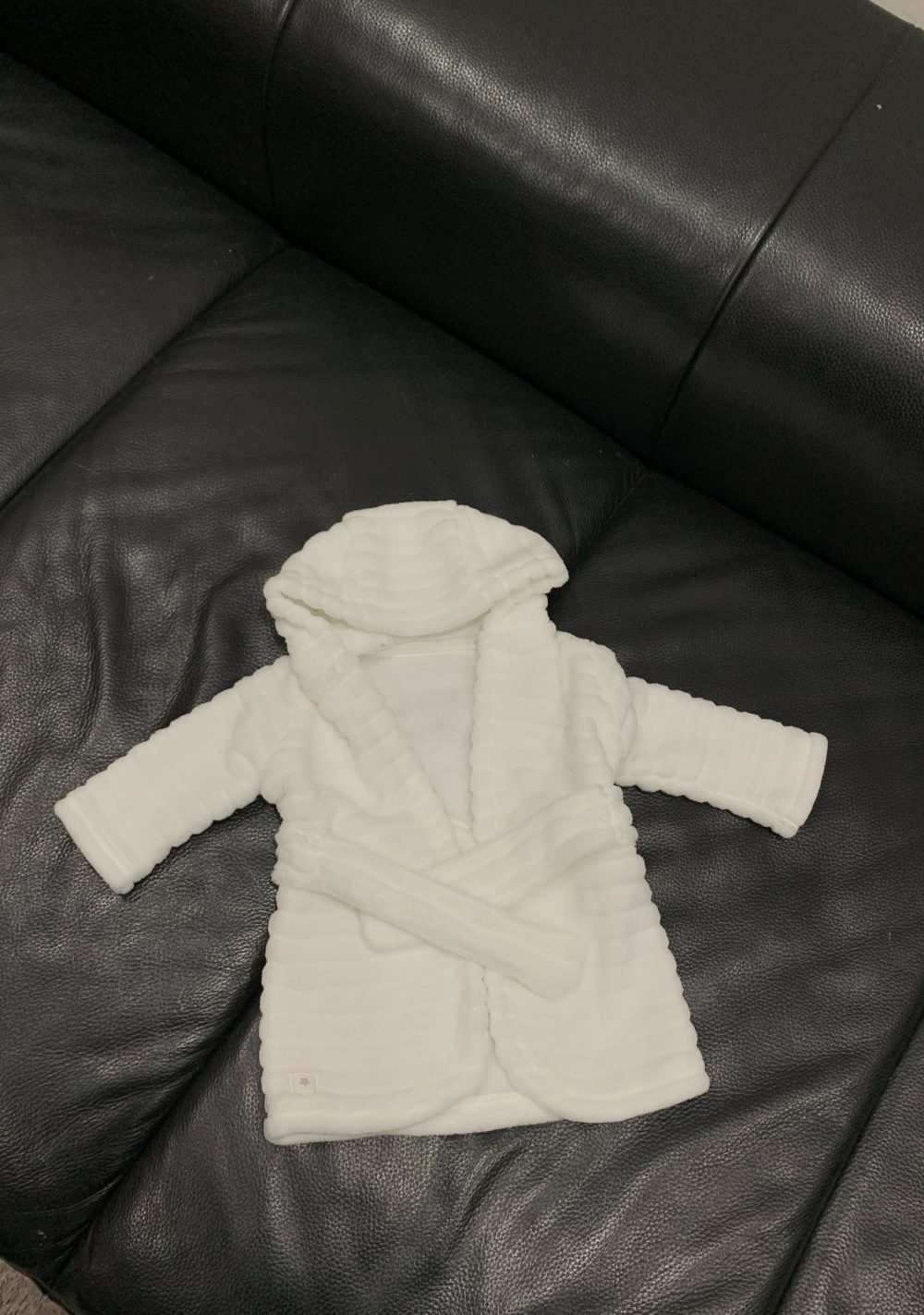 Áo choàng tắm cho bé George màu trắng (size:0/3M) - Ảnh 2