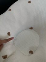 Gối chóng trào ngược Rototo bebe vải cotton lụa mát hoạ tiết gấu màu be - Ảnh 8