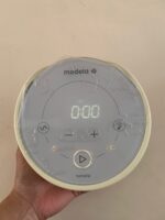 Máy hút sữa Medela Sonata fullbox seal VNQ (tặng 5 bình trữ sữa Medela) - Ảnh 14