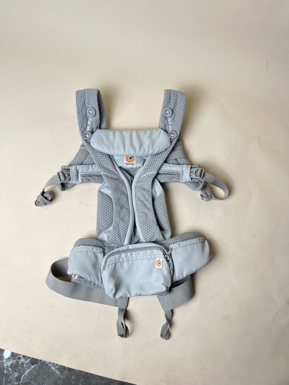 Địu em bé Ergobaby Omni Breeze, màu xám ( no box) - Ảnh 9