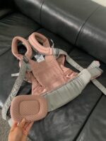 Địu Baby Bjorn Harmony màu hồng (3,2kg/15kg) - Ảnh 8