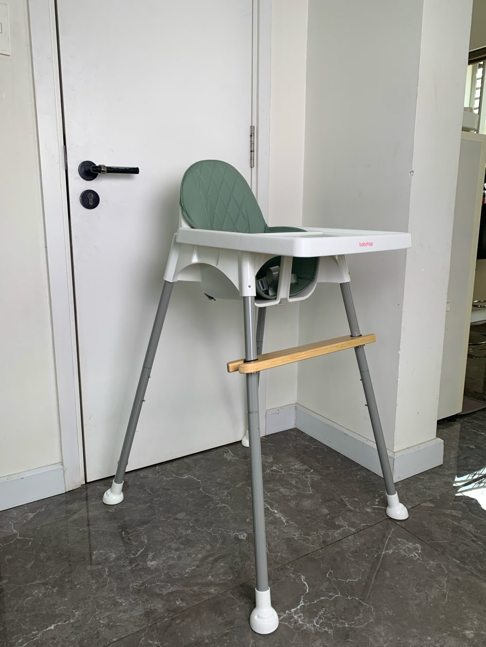 Ghế ăn dặm cho bé Babyhop màu xanh kèm thanh gác chân - Ảnh 4