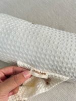 Gối chặn chống giật mình Mochee tổ ong thêu gấu vải waffle ( 0m+) - Ảnh 9