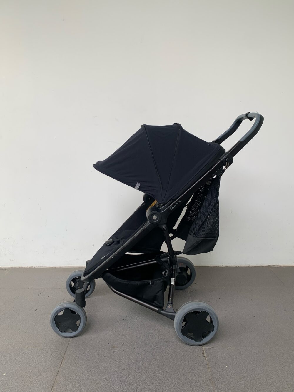 Xe đẩy Quinny Zapp Flex Plus màu đen - size 6m+ -> 22kg (tặng kèm túi treo đựng đồ) - Ảnh 23