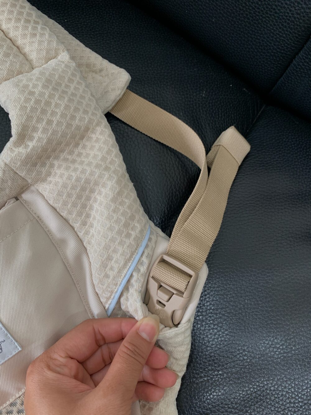 Địu Ergobaby Alta Hipseat màu be, tặng kèm yếm địu (cho bé 4m/5.5kg -> 20kg) - Ảnh 9