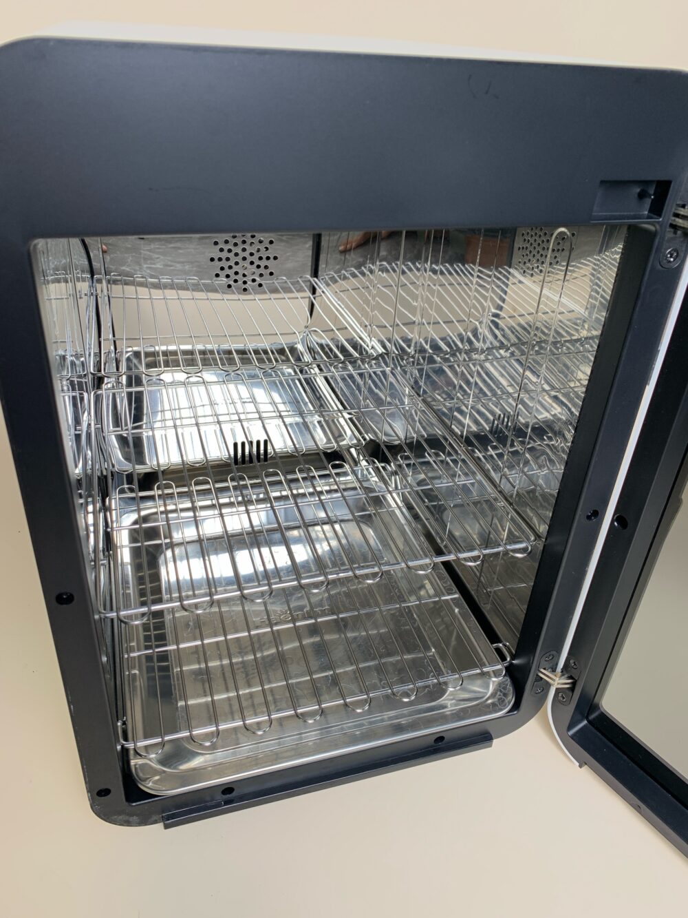 Máy tiệt trùng UV LED Haenim 4G màu trắng - Ảnh 9