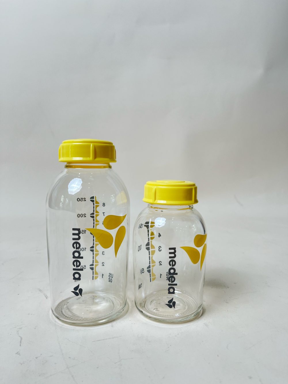 Set 2 bình trữ sữa Medela thuỷ tinh 250ml và 150ml - Ảnh 3