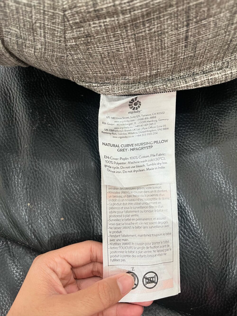 Gối cho bé bú Ergobaby pillow màu Grey (no box) - Ảnh 7