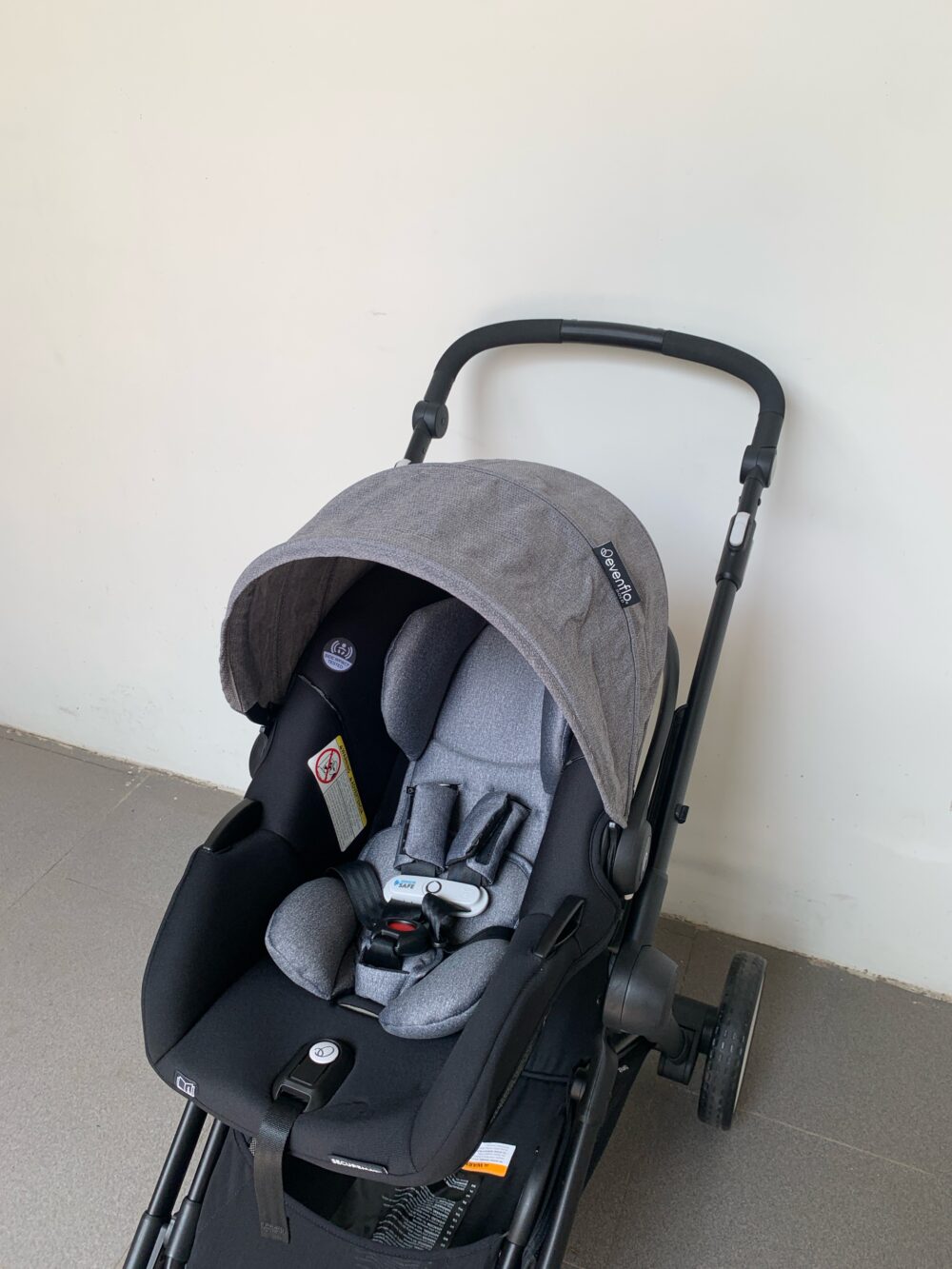 Bộ xe đẩy (khung xe, nôi sơ sinh, infant carseat) Evenflo Gold Pivot Xpand Travel System+ - Ảnh 7