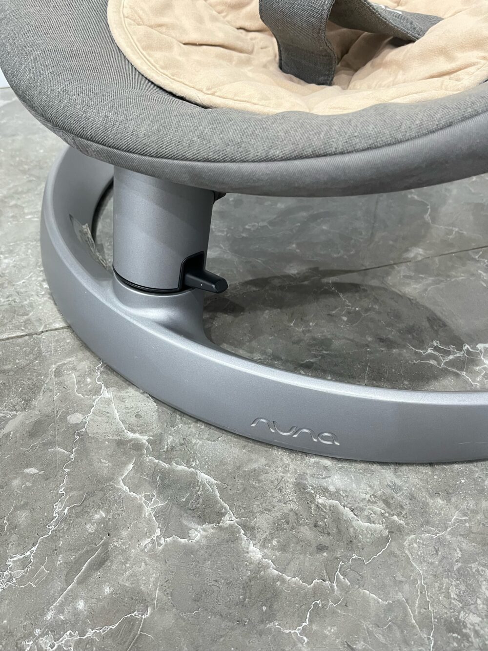 Nôi Nuna Leaf Curv kèm thanh đồ chơi (sơ sinh – 60kg) - Ảnh 18