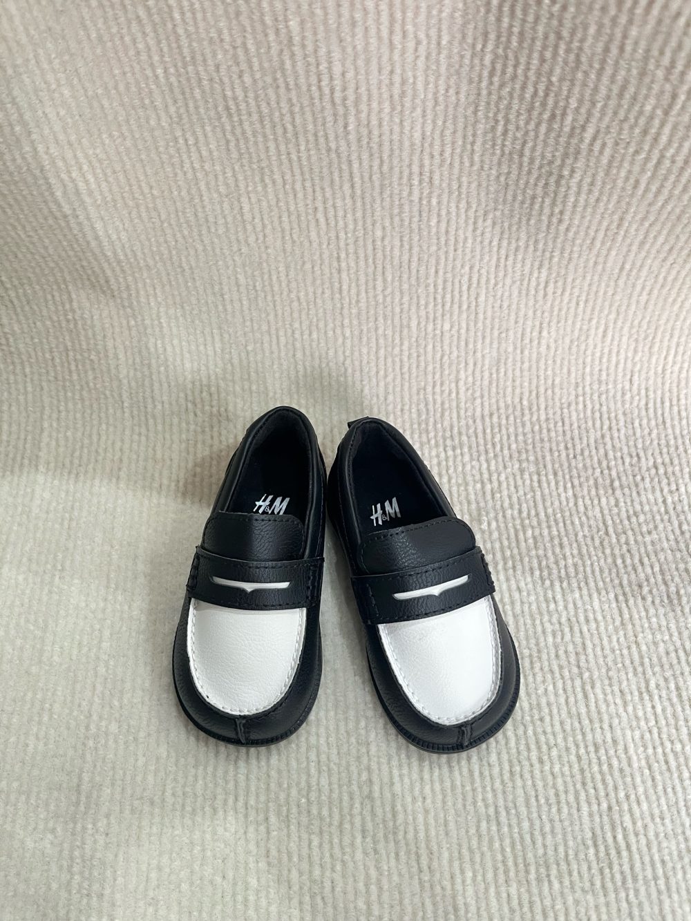 Giày Loafer màu đen trắng H&M (Size:18/19, 11.1cm) - Ảnh 2
