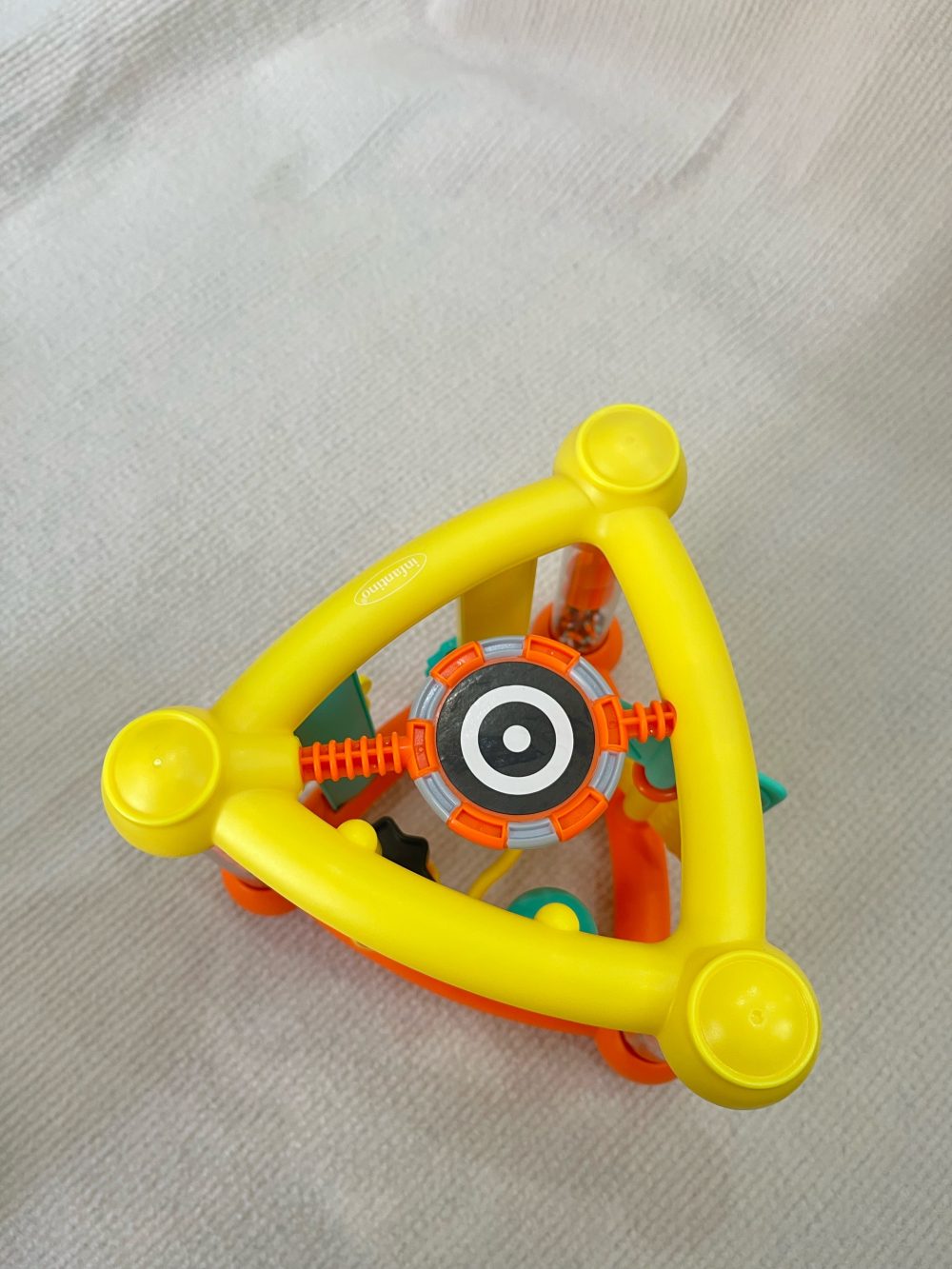 Đồ chơi hình tam giác Infantino Activity Triangle cho bé 6m+ phát triển trí tuệ ( no box) - Ảnh 6