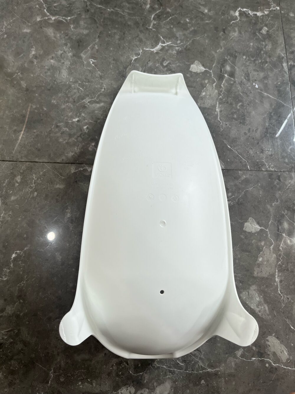 Bồn tắm gấp gọn kèm ghế tựa lưng cho bé có đế chống trượt, Stokke viền màu xanh lá ( full box) - Ảnh 13