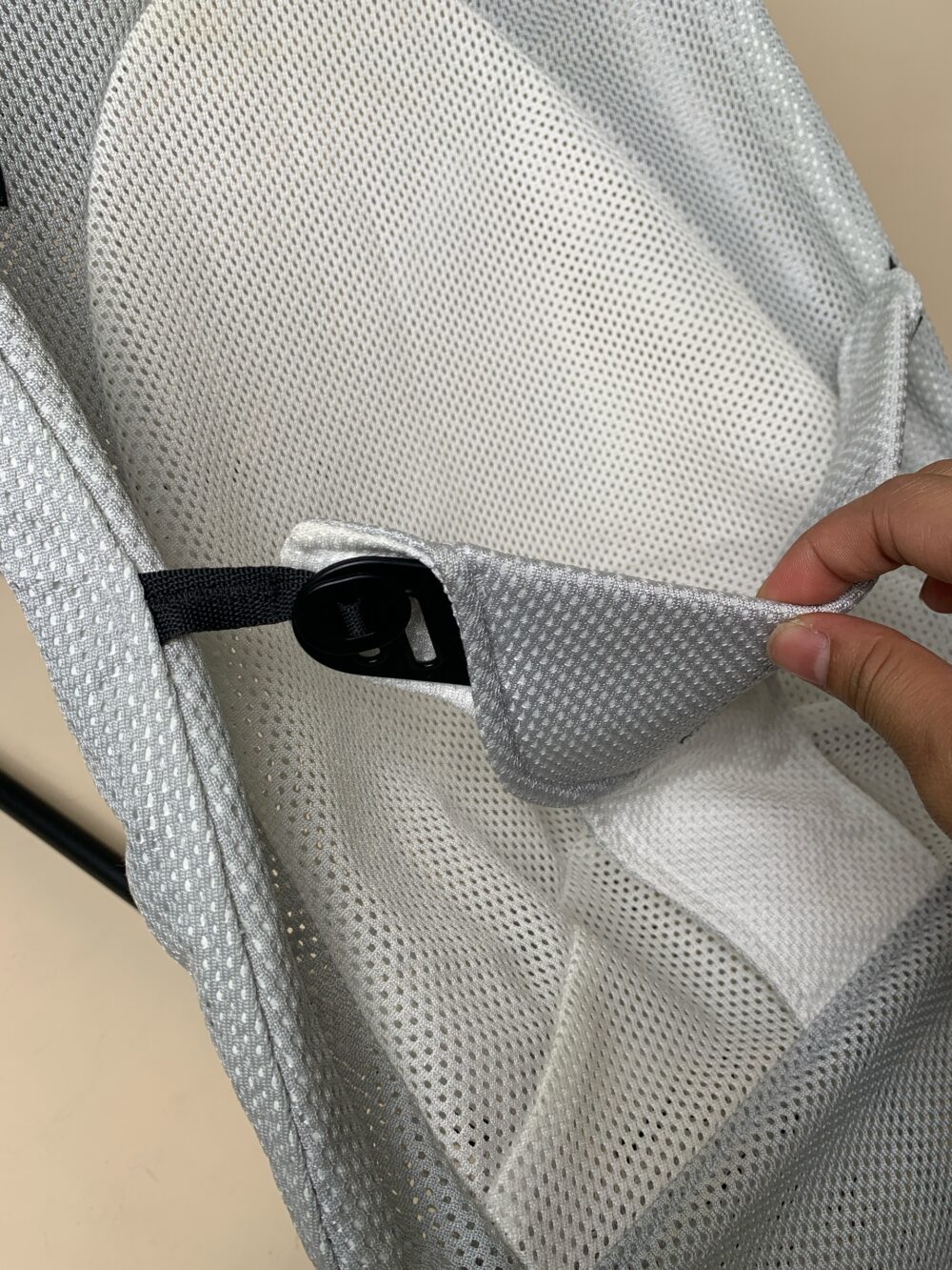 Ghế rung BabyBjorn vải lưới mesh màu xám trắng/xám - Ảnh 8