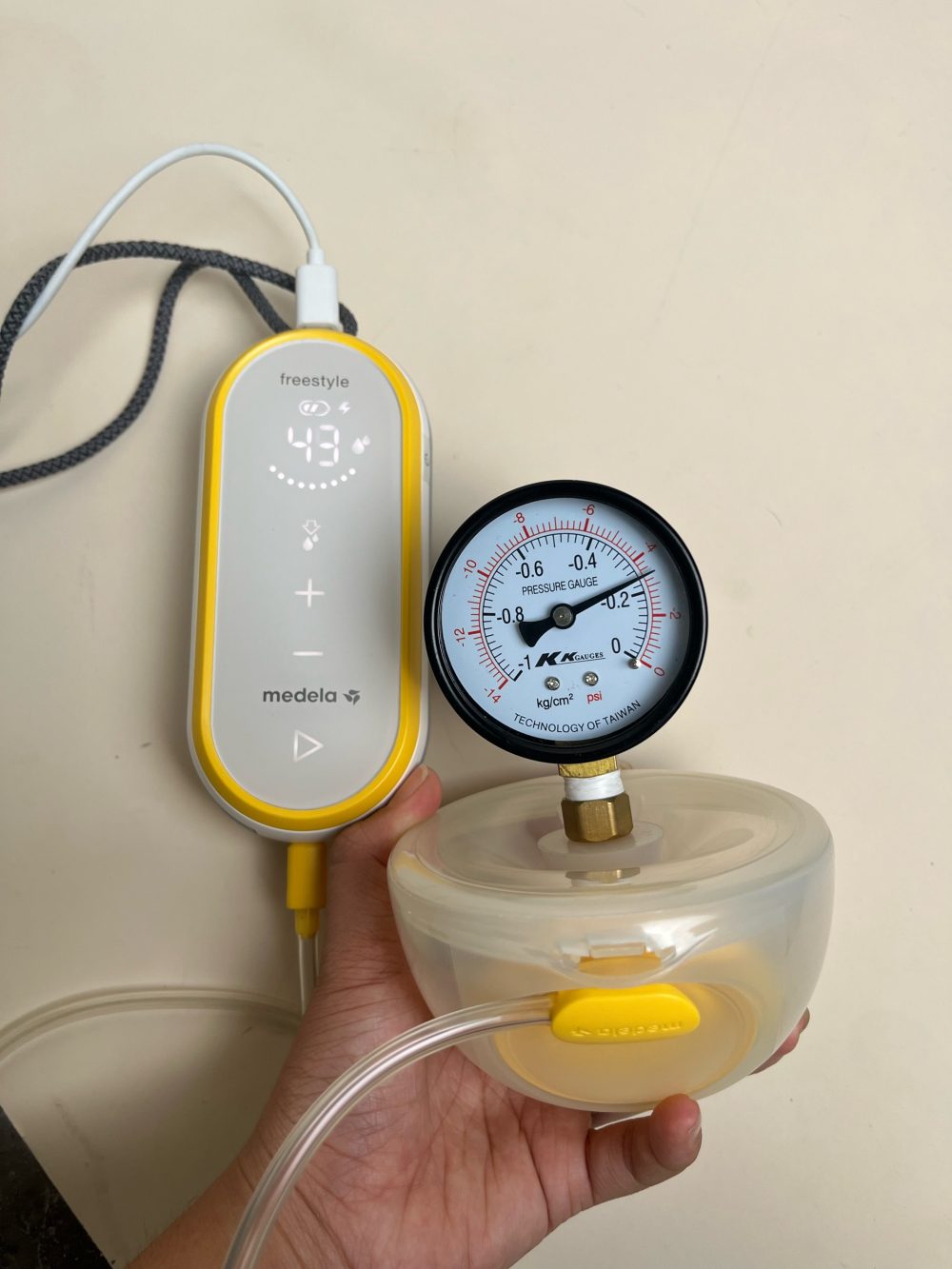 Máy hút sữa Medela Freestyle Handfree còn BH 6/2027 (full box) - Ảnh 26