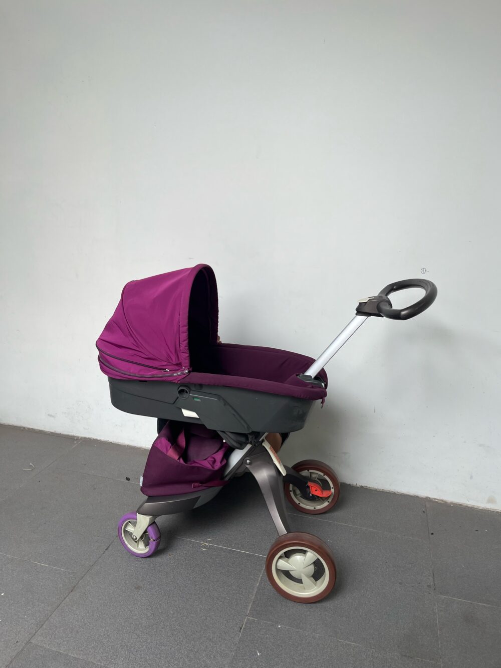 Xe đẩy kèm nôi sơ sinh Stokke Xplory (màu tím) - Ảnh 10