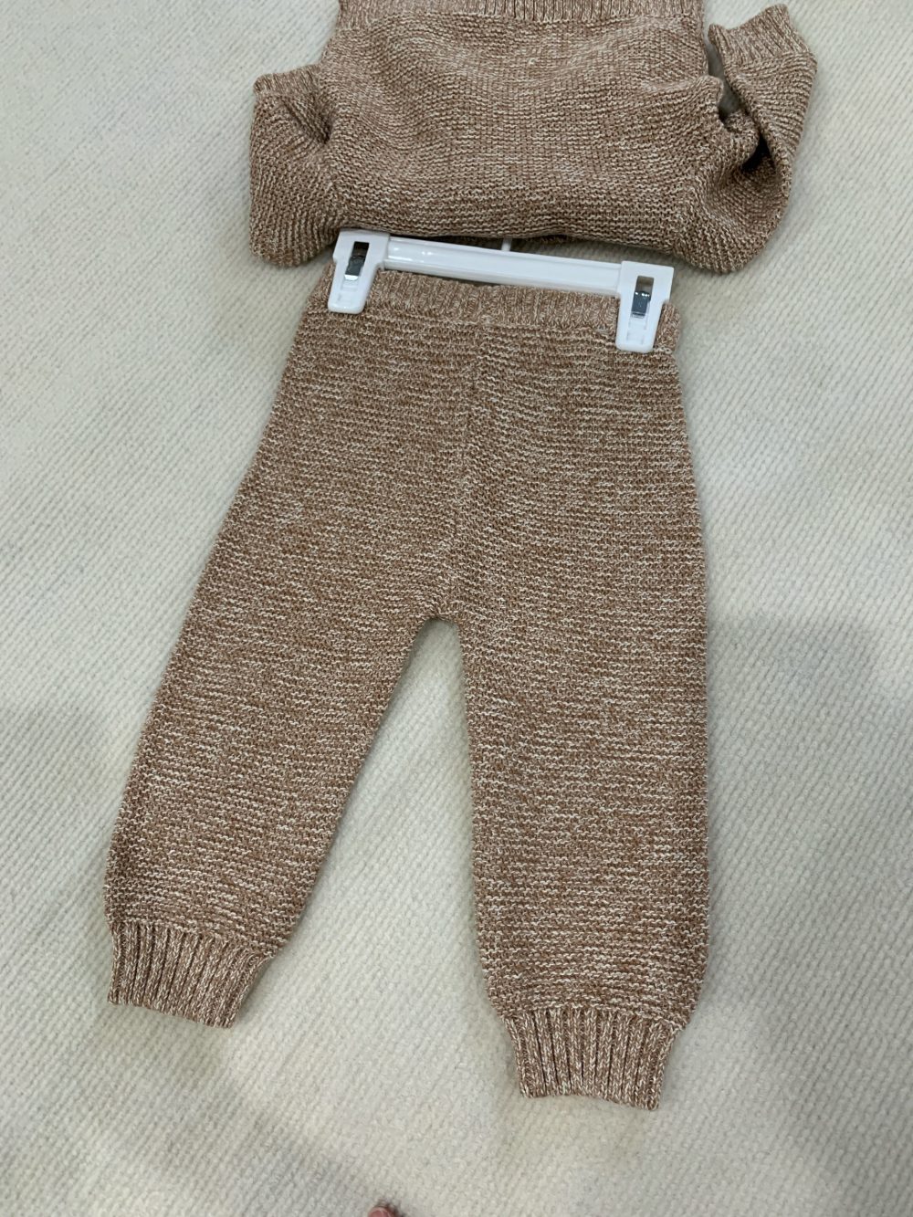 Set bộ đồ len dài tay kèm mũ Nicole Miller màu cocoa (size:6/9M) - Ảnh 7