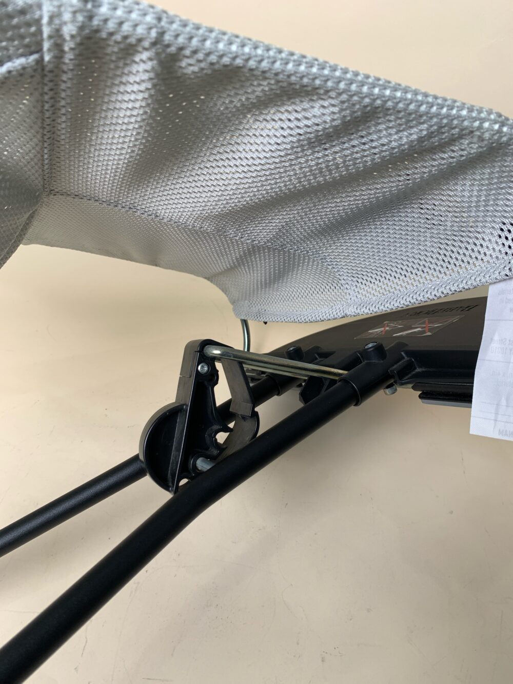 Ghế rung BabyBjorn vải lưới mesh màu xám trắng/xám - Ảnh 11