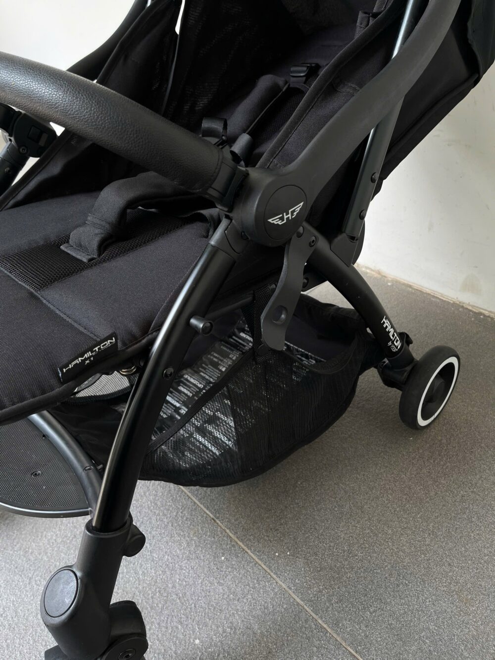 Xe đẩy Hamilton X1 (màu đen) - Ảnh 8