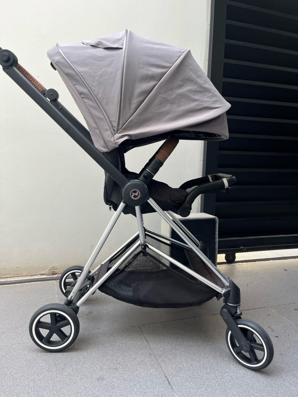 Xe đẩy Mios 2 màu xám be khung bạc (0-22kg) - Ảnh 5