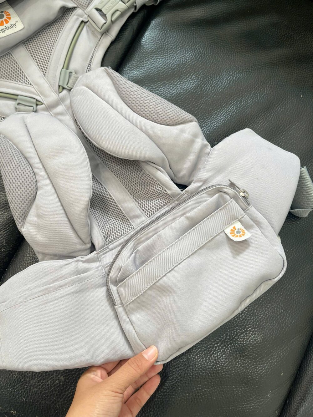 Địu Ergobaby Omni 360 Cool Air Mesh( màu Pearl Grey) 0m -> 20kg (tặng kèm yếm địu) - Ảnh 7