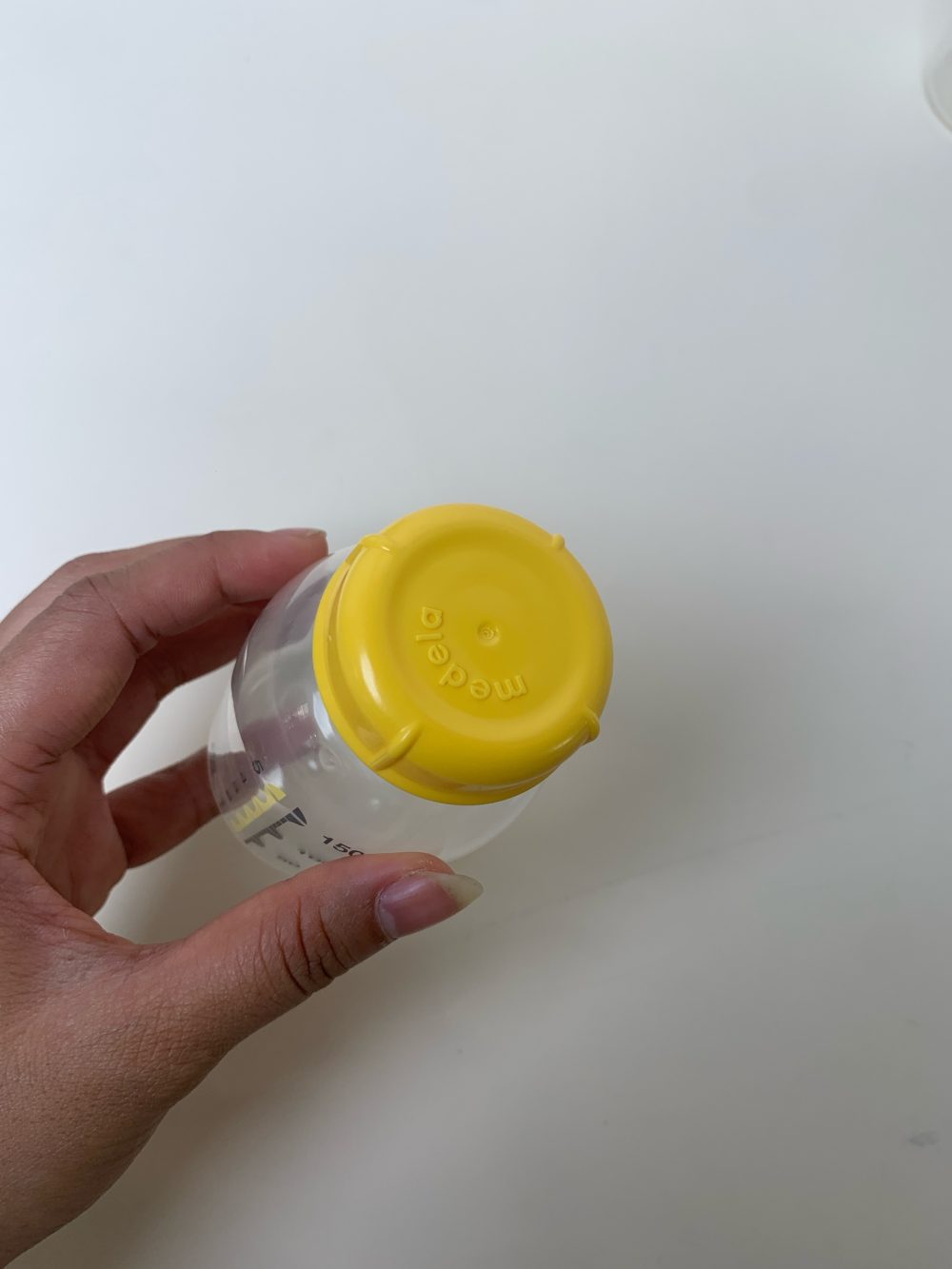Set 3 bình trữa sữa Medela nắp liền 150ml - Ảnh 4