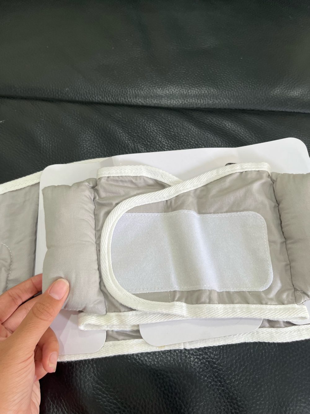 Quấn bé Anna&eve hoạ tiết mèo vàng (size: L vòng ngực 41->52cm, full box) - Ảnh 4