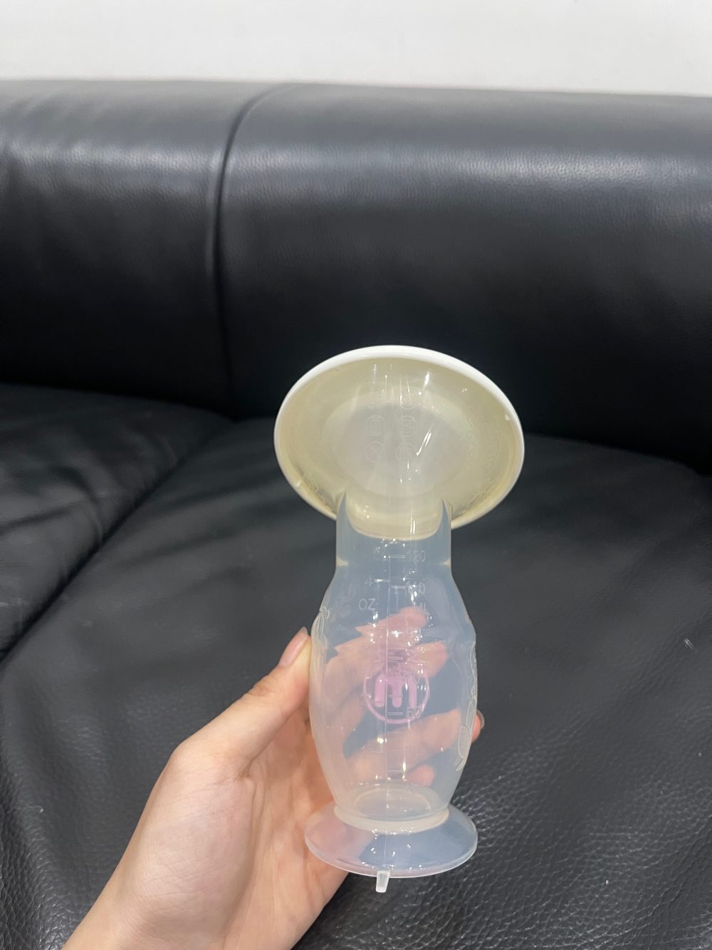 Cốc hứng sữa silicone Mama's Choice - Ảnh 6