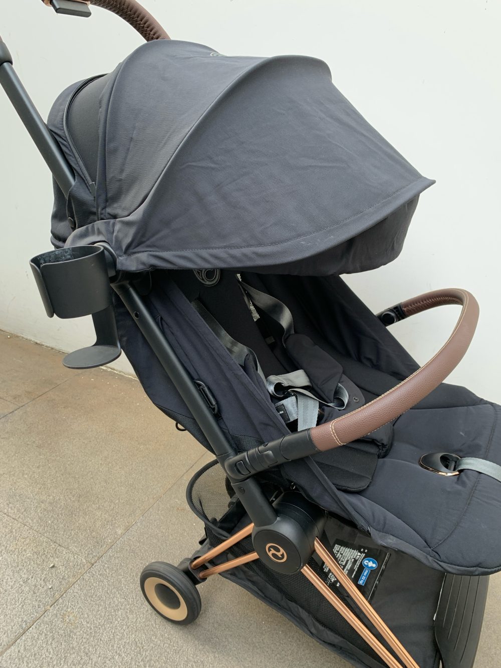 Xe đẩy gấp gọn Cybex Platinum Coya khung rosegold màu Sepia black kèm cup holder, áo mưa, túi vải đựng - Ảnh 16