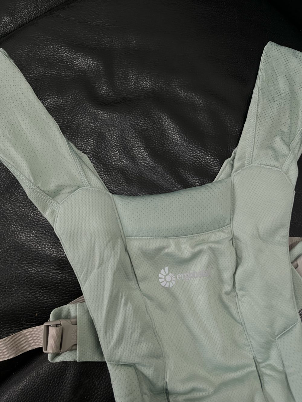 Địu Ergobaby Embrace Soft Air Mesh, Sage (0m->11kg3, full box) - Ảnh 3