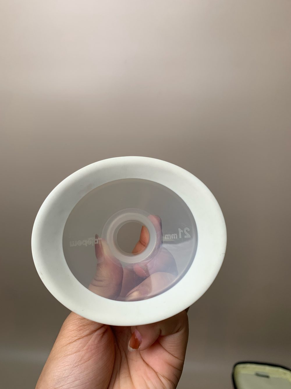 Máy hút sữa Medela Pump in style max flow (bản đầy đủ) kèm 1 bình trữ + núm ti (full box) - Ảnh 50