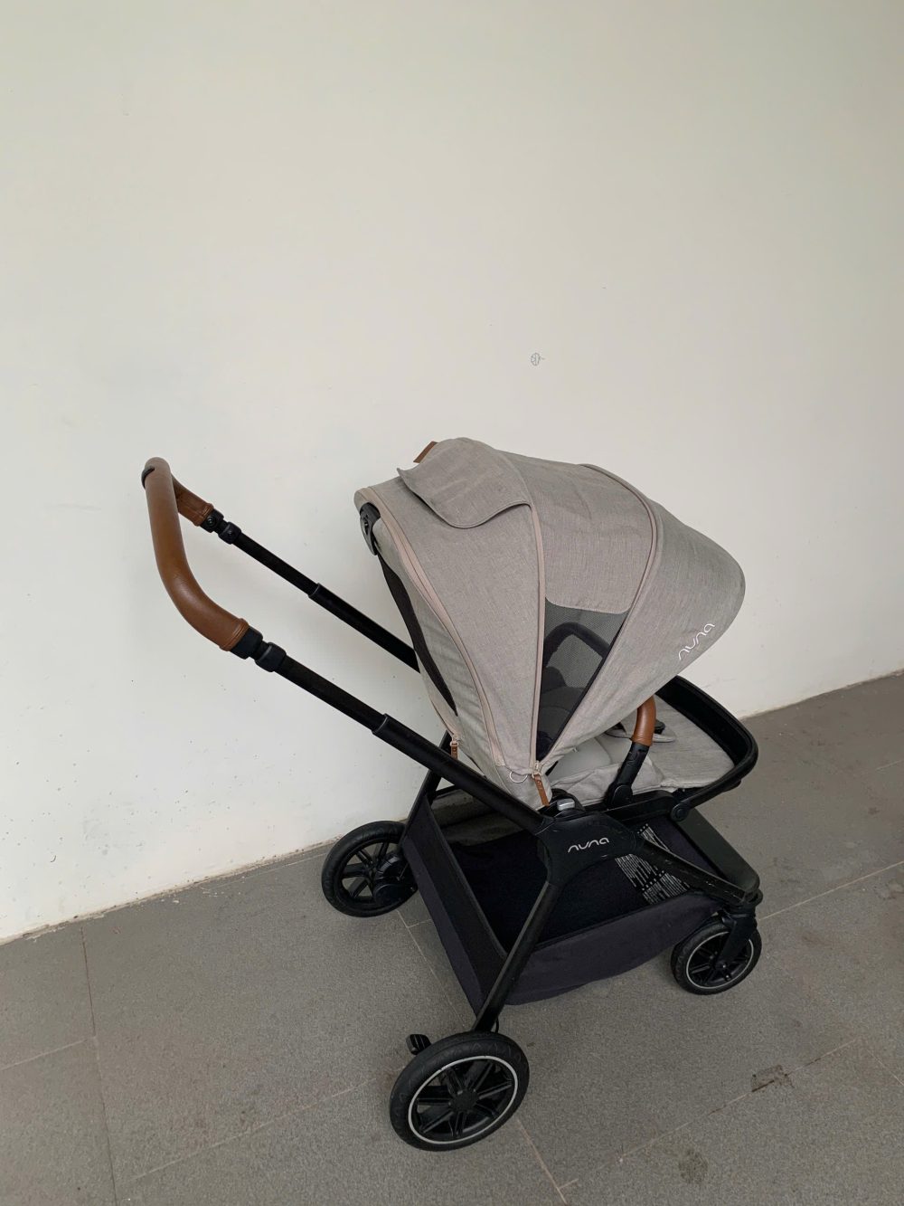 Xe đẩy Nuna triv next (màu xám) - cho bé 0-22kg - Ảnh 2